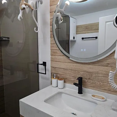 Daire Sunny Bay Sweet Homes Lux *